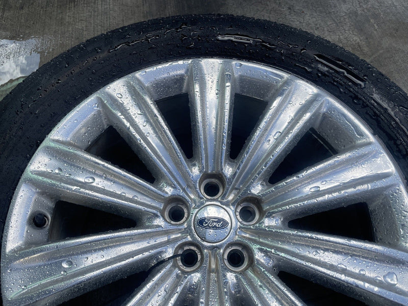 Load image into Gallery viewer, FORD EXPLORER 20x8 10 STRAIGHT SPOKE ALLOY WHEEL RIM W/TIRE 2020-2025 # 111111