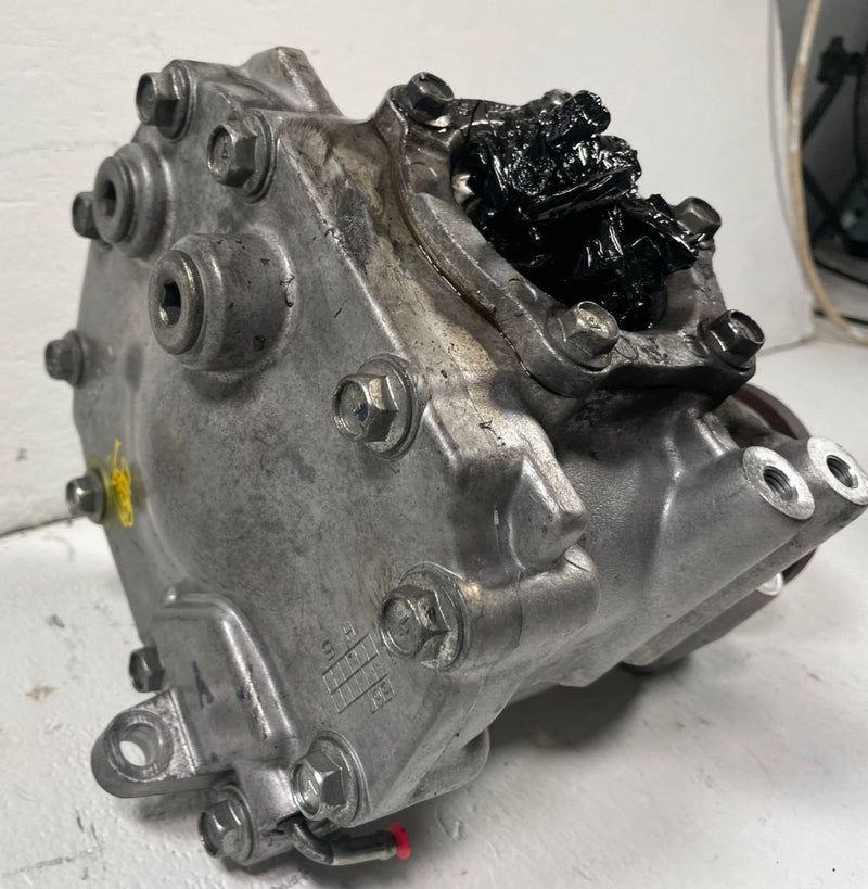 Load image into Gallery viewer, 17-22 INFINITI Q60 AWD FRONT DIFFERENTIAL CARRIER ASSEMBLY 93K MILES 3.0L 112533