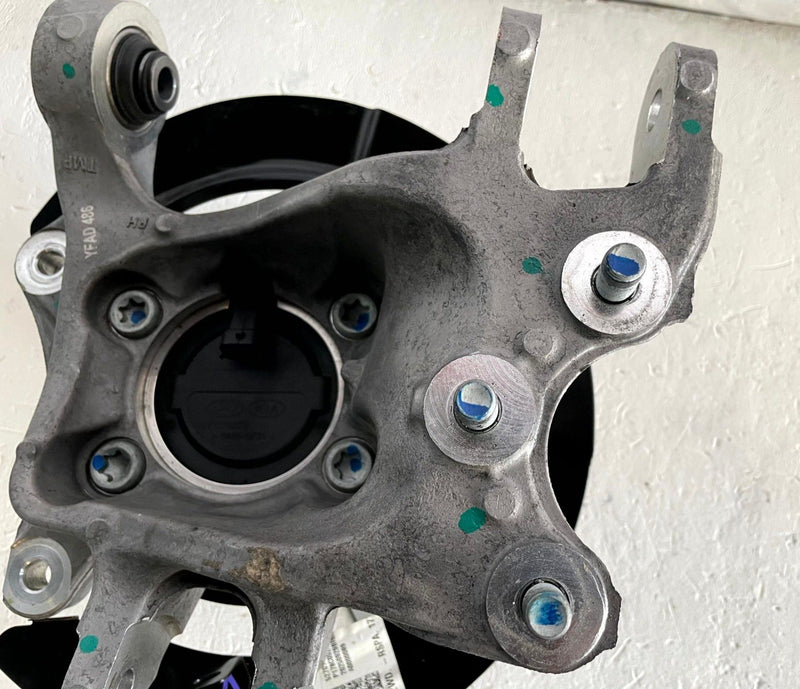 Load image into Gallery viewer, 21-26 HYUNDAI SANTA FE FWD REAR RIGHT SPINDLE KNUCKLE W/ WHEEL HUB 2.5L # 111274