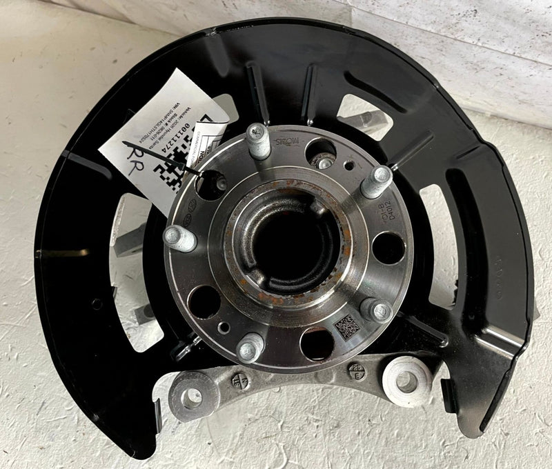 Load image into Gallery viewer, 21-26 HYUNDAI SANTA FE FWD REAR RIGHT SPINDLE KNUCKLE W/ WHEEL HUB 2.5L # 111274