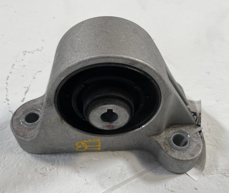 Load image into Gallery viewer, 22-25 HYUNDAI IONIQ 5 6 FRONT RIGHT SUSPENSION MOUNT SUPPORT BRACKET # 109815