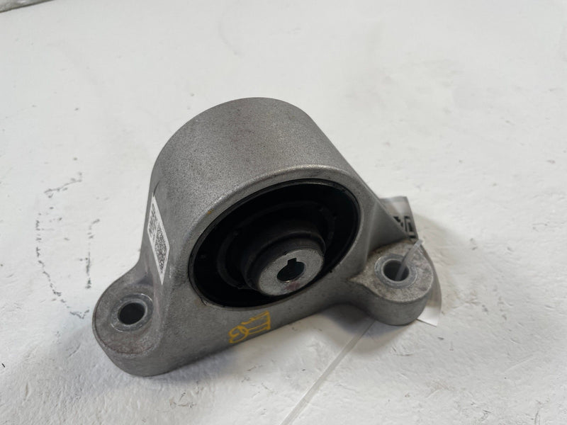 Load image into Gallery viewer, 22-25 HYUNDAI IONIQ 5 6 FRONT RIGHT SUSPENSION MOUNT SUPPORT BRACKET # 109815