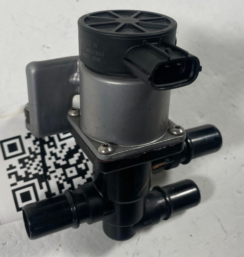 Load image into Gallery viewer, 2022-2025 HYUNDAI IONIQ 5 RWD HV BATTERY COOLANT 3 WAY CHANGEOVER VALVE # 112550