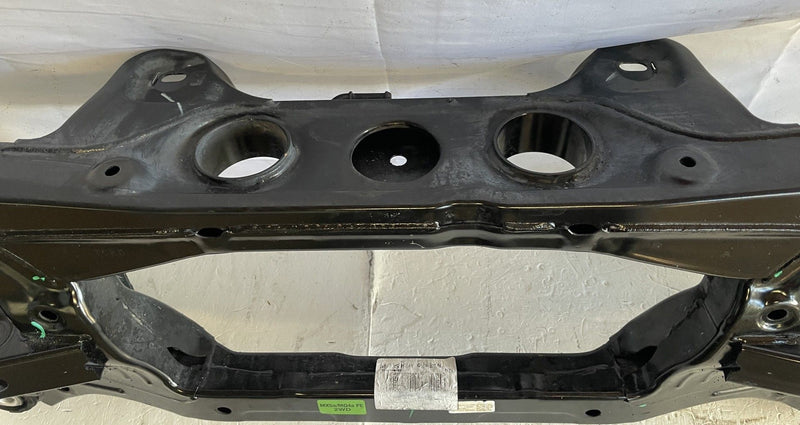 Load image into Gallery viewer, 24-25 HYUNDAI SANTA FE FWD REAR SUSPENSION CRADLE CROSSMEMBER SUBFRAME # 106962