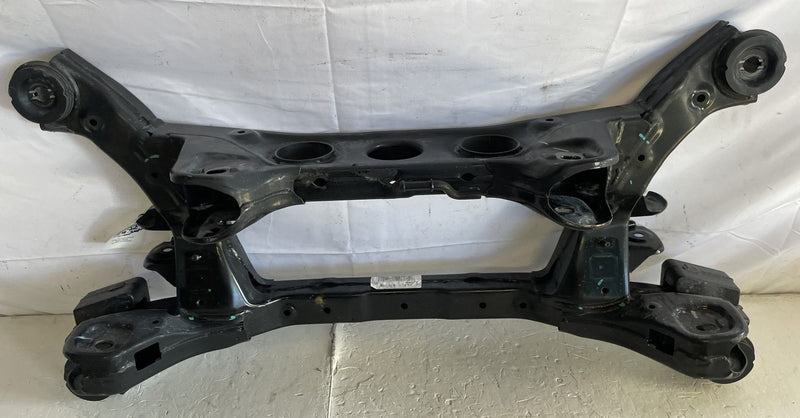 Load image into Gallery viewer, 24-25 HYUNDAI SANTA FE FWD REAR SUSPENSION CRADLE CROSSMEMBER SUBFRAME # 106962
