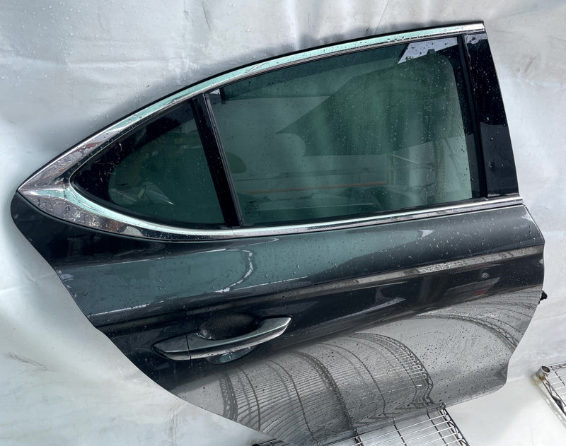 Load image into Gallery viewer, GENESIS G70 REAR RIGHT PASSENGER SIDE DOOR ASSEMBLY GRAY (NCM) 2019-2026 #113931