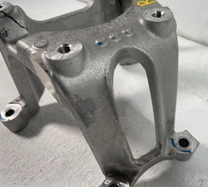 Load image into Gallery viewer, 2023 - 2025 HONDA PILOT REAR ENGINE MOTOR MOUNT SUPPORT BRACKET # 105850