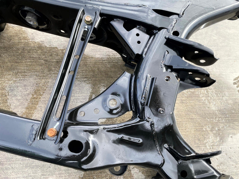 Load image into Gallery viewer, 2021-2026 GENESIS G70 REAR SUSPENSION SUBFRAME CROSSMEMBER CRADLE # 113928