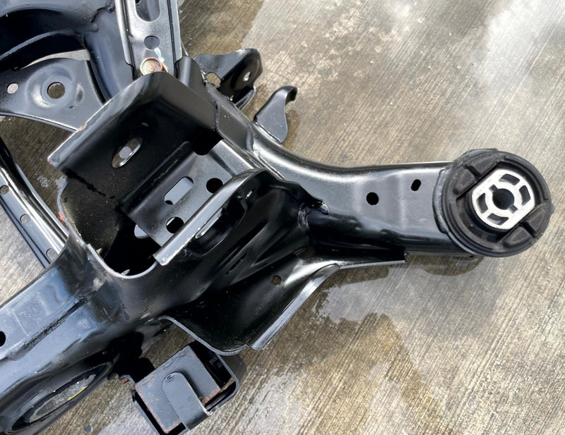 Load image into Gallery viewer, 2021-2026 GENESIS G70 REAR SUSPENSION SUBFRAME CROSSMEMBER CRADLE # 113928