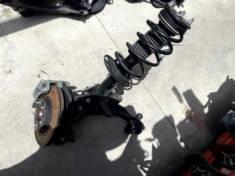 Load image into Gallery viewer, 2022-2025 MAZDA CX-5 AWD FRONT LEFT SIDE SUSPENSION KNEE ASSEMBLY 2.5L # 111202