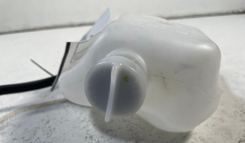 Load image into Gallery viewer, 2025 - 2026 ACURA ADX RADIATOR COOLANT RESERVOIR RECOVERY TANK BOTTLE # 113947