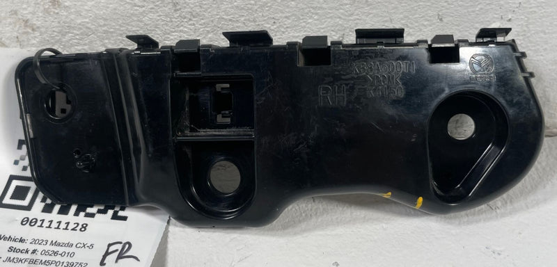Load image into Gallery viewer, 17-25 MAZDA CX-5 FRONT RIGHT SIDE BUMPER MOUNT SUPPORT RETAINER BRACKET # 111158