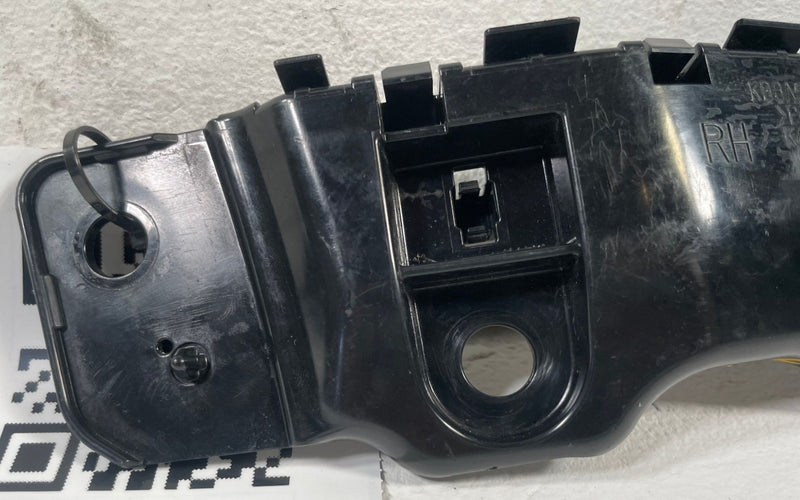 Load image into Gallery viewer, 17-25 MAZDA CX-5 FRONT RIGHT SIDE BUMPER MOUNT SUPPORT RETAINER BRACKET # 111158