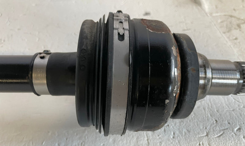 Load image into Gallery viewer, 19-26 GENESIS G70 REAR RIGHT PASSENGER SIDE AXLE SHAFT 49601-G9200 2.0L # 113904