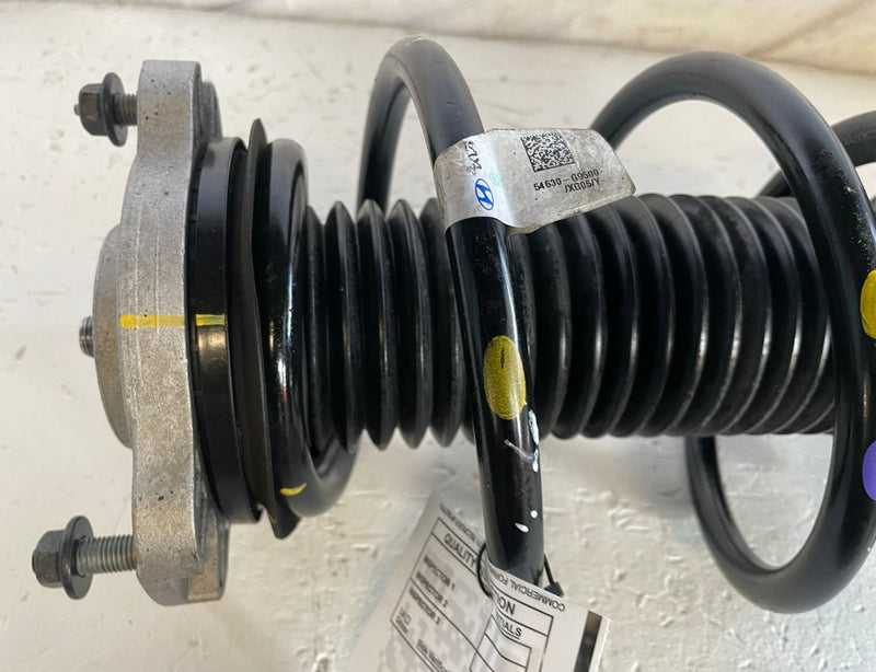Load image into Gallery viewer, 2019-26 GENESIS G70 AWD FRONT RIGHT PASSENGER SIDE SHOCK STRUT ABSORBER # 113890