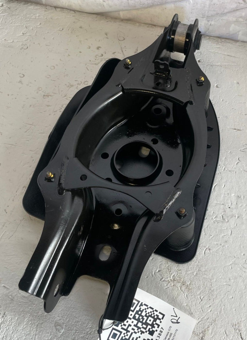 Load image into Gallery viewer, 22-26 GENESIS G70 REAR LEFT DRIVER SIDE LOWER CONTROL ARM SPRING PERCH # 113887
