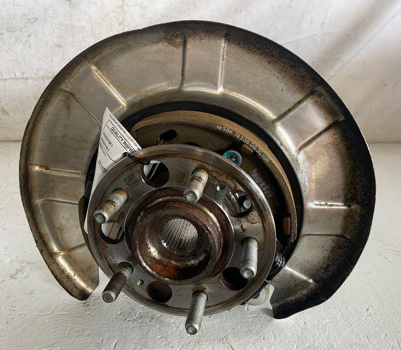Load image into Gallery viewer, 2019 - 2026 GENESIS G70 REAR LEFT DRIVER SIDE SPINDLE KNUCKLE & HUB # 113886