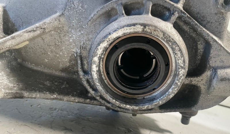 Load image into Gallery viewer, 2019 - 2023 GENESIS G70 AWD REAR DIFFERENTIAL AXLE CARRIER ASSEMBLY 2.0L #113921