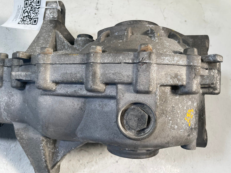 Load image into Gallery viewer, 2019 - 2023 GENESIS G70 AWD REAR DIFFERENTIAL AXLE CARRIER ASSEMBLY 2.0L #113921