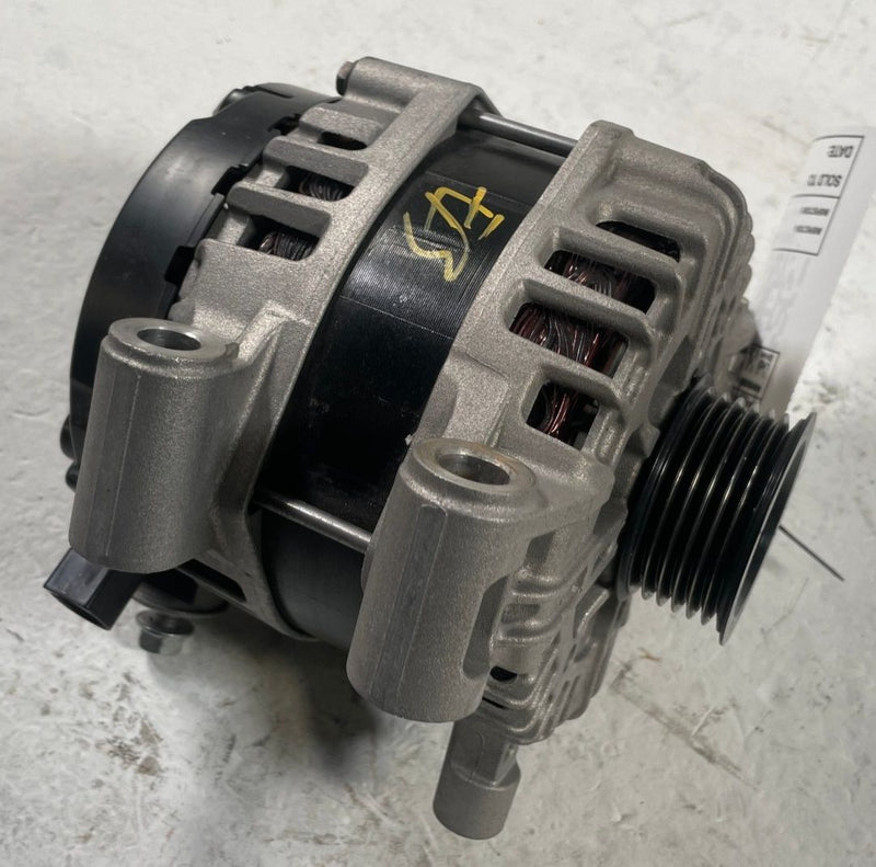 Load image into Gallery viewer, 2022 - 2026 TOYOTA TUNDRA ENGINE ALTERNATOR GENERATOR 180 AMP 3.4L # 108442