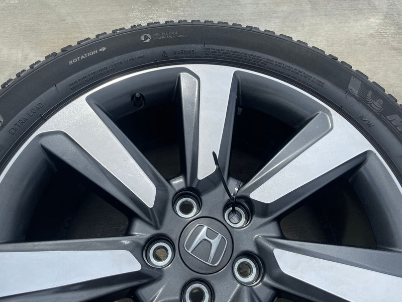 Load image into Gallery viewer, 23-25 HONDA PILOT 20X8J ALLOY 7 SPOKE WHEEL W/ TIRE 255/5GR20 (ONLY 1) # 105892