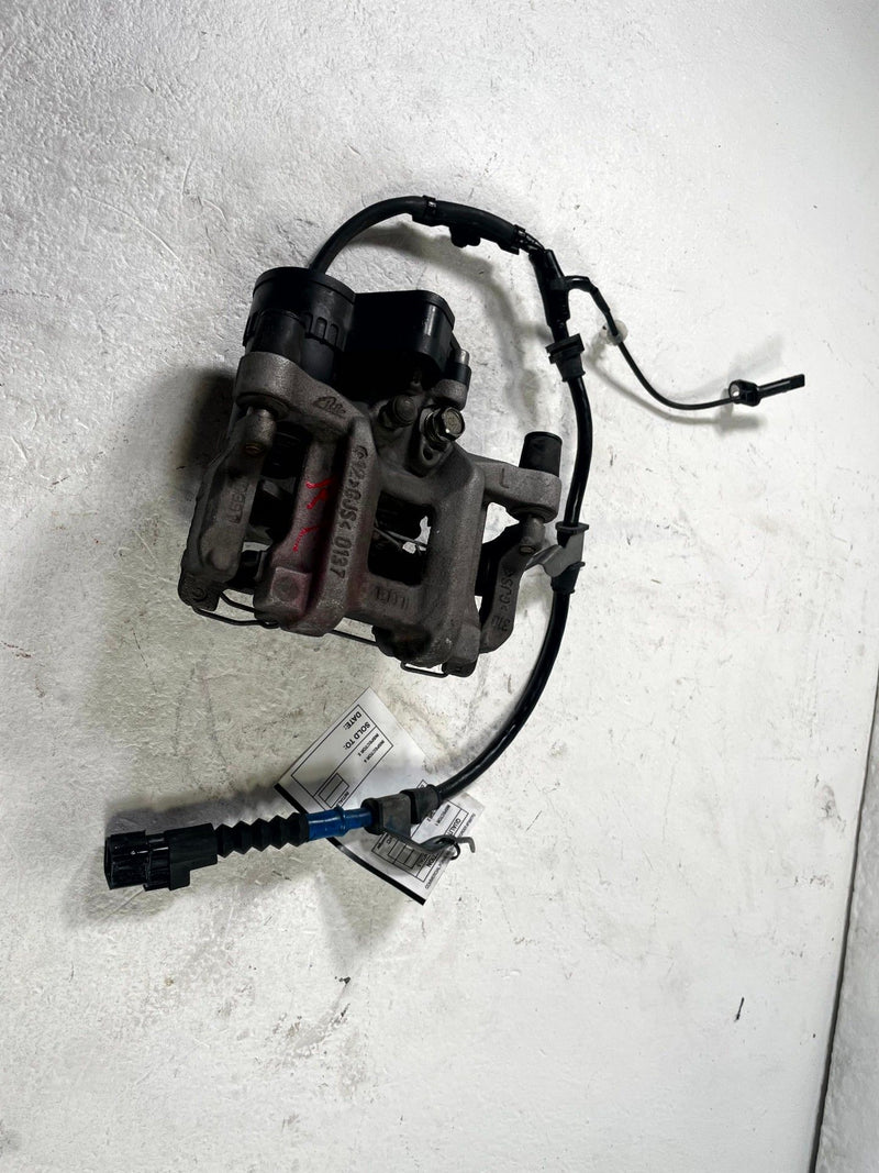 Load image into Gallery viewer, 2019-2025 ACURA RDX TLX REAR LEFT SIDE DISC BRAKE CALIPER W/ BRAKE PADS # 109004