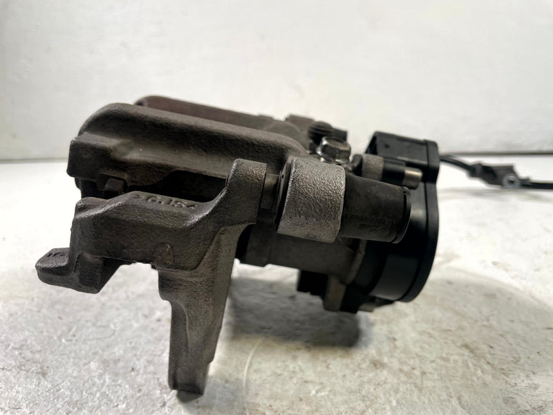 Load image into Gallery viewer, 2019-2025 ACURA RDX TLX REAR LEFT SIDE DISC BRAKE CALIPER W/ BRAKE PADS # 109004