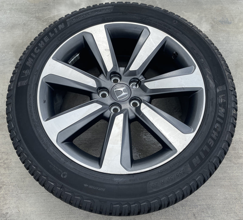 Load image into Gallery viewer, 23-25 HONDA PILOT 20X8J ALLOY 7 SPOKE WHEEL W/ TIRE 255/5GR20 (ONLY 1) # 105894