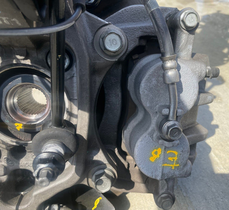 Load image into Gallery viewer, 20-24 KIA TELLURIDE FWD FRONT LEFT DRIVER SIDE SUSPENSION KNEE ASSEMBLY # 107182