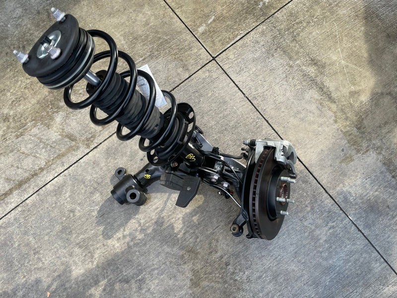 Load image into Gallery viewer, 2022-2025 MAZDA CX-5 AWD FRONT RIGHT SIDE SUSPENSION KNEE ASSEMBLY 2.5L # 111180