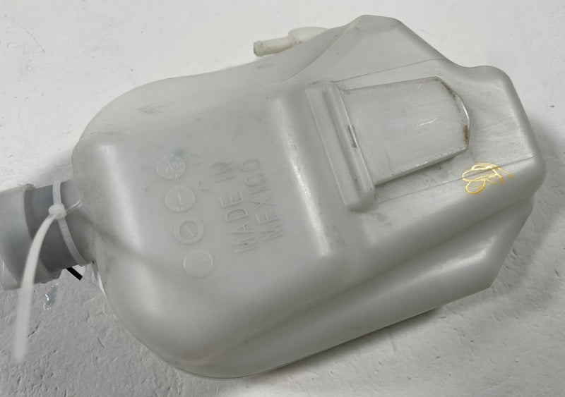 Load image into Gallery viewer, 23 - 26 HONDA HR-V RADIATOR COOLANT RESERVOIR RECOVERY TANK BOTTLE 2.0L # 112660