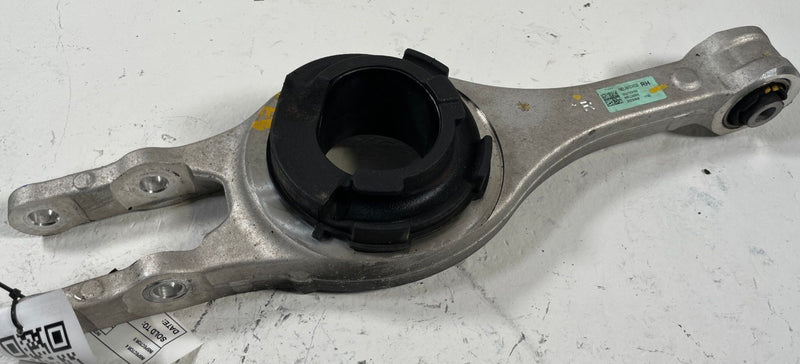 Load image into Gallery viewer, 2022-2025 KIA EV6 REAR RIGHT PASSENGER LOWER CONTROL ARM SPRING PERCH # 109925