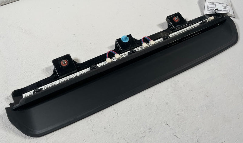 Load image into Gallery viewer, 2022 - 2026 GENESIS G70 REAR UPPER 3RD THIRD STOP BRAKE LIGHT LAMP # 109956