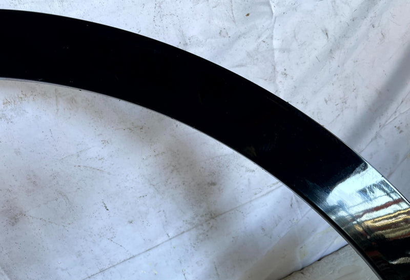Load image into Gallery viewer, 2023-2025 KIA SPORTAGE FRONT LEFT SIDE FENDER WHEEL ARCH FLARE MOLDING # 109200