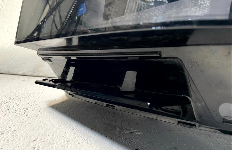 Load image into Gallery viewer, 2022-2024 HYUNDAI IONIQ 5 FRONT LEFT DRIVER SIDE LED HEADLIGHT HEADLAMP # 114072