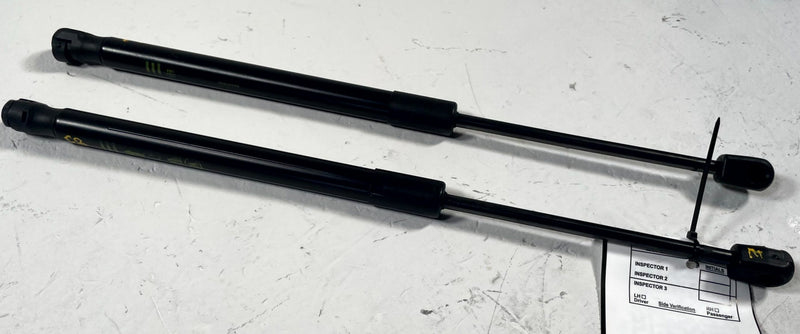 Load image into Gallery viewer, 24-26 HYUNDAI SANTA FE FRONT HOOD LH & RH SIDE LIFT CYLINDER SHOCK STRUT #111263