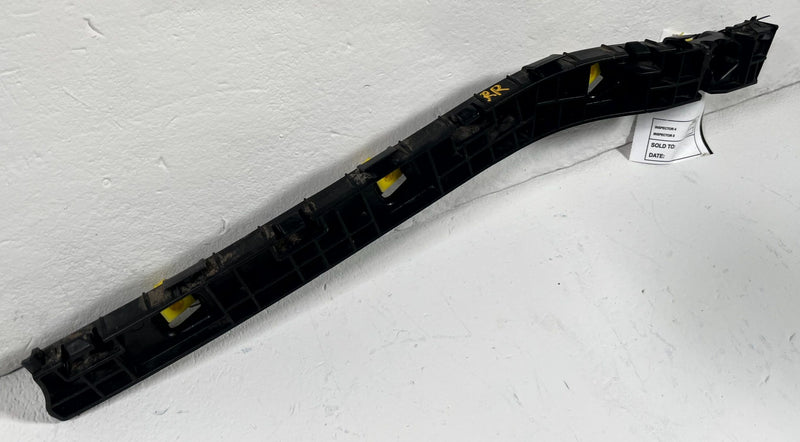 Load image into Gallery viewer, 20 - 25 KIA TELLURIDE REAR RIGHT SIDE BUMPER UPPER SUPPORT BRACKET 3.8L # 112751