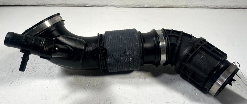 Load image into Gallery viewer, 2021-2026 HYUNDAI SANTA FE ENGINE AIR INTAKE PIPE TUBE 2.5L 28130-L1600 # 111280