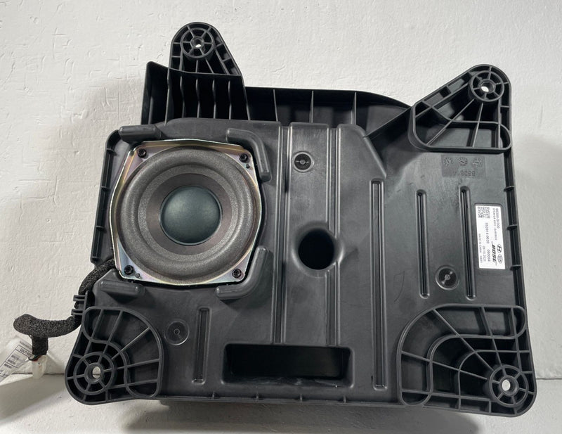 Load image into Gallery viewer, 2022-2026 HYUNDAI IONIQ 5 IONIQ 5 N BOSE AUDIO RADIO SUBWOOFER SPEAKER # 108608