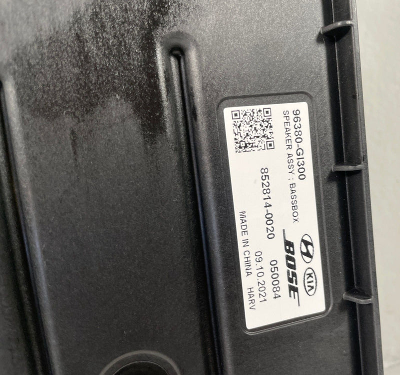 Load image into Gallery viewer, 2022-2026 HYUNDAI IONIQ 5 IONIQ 5 N BOSE AUDIO RADIO SUBWOOFER SPEAKER # 108608