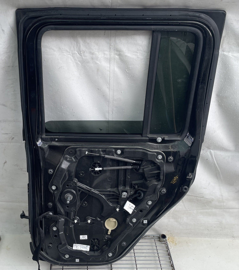 Load image into Gallery viewer, JEEP GLADIATOR REAR RIGHT SIDE DOOR SHELL ASSEMBLY BLACK (PX8) 2020-2025 #114186