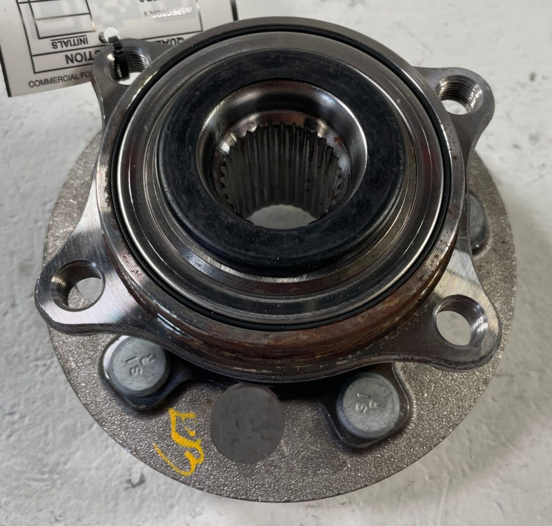 Load image into Gallery viewer, 2019 - 2026 GENESIS G70 REAR RIGHT SIDE WHEEL BEARING HUB 51750-J5500 # 110008