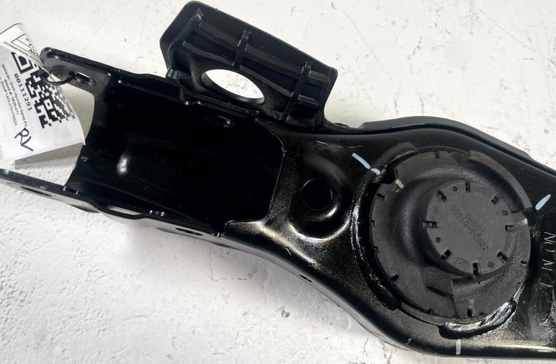 Load image into Gallery viewer, 2024-2026 HYUNDAI SANTA FE FWD REAR LEFT LOWER CONTROL ARM SPRING PERCH # 111291