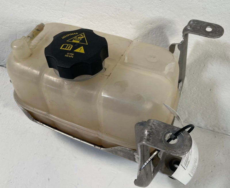 Load image into Gallery viewer, 2020-2026 JEEP GLADIATOR ENGINE RADIATOR COOLING RESERVOIR TANK BOTTLE # 114137