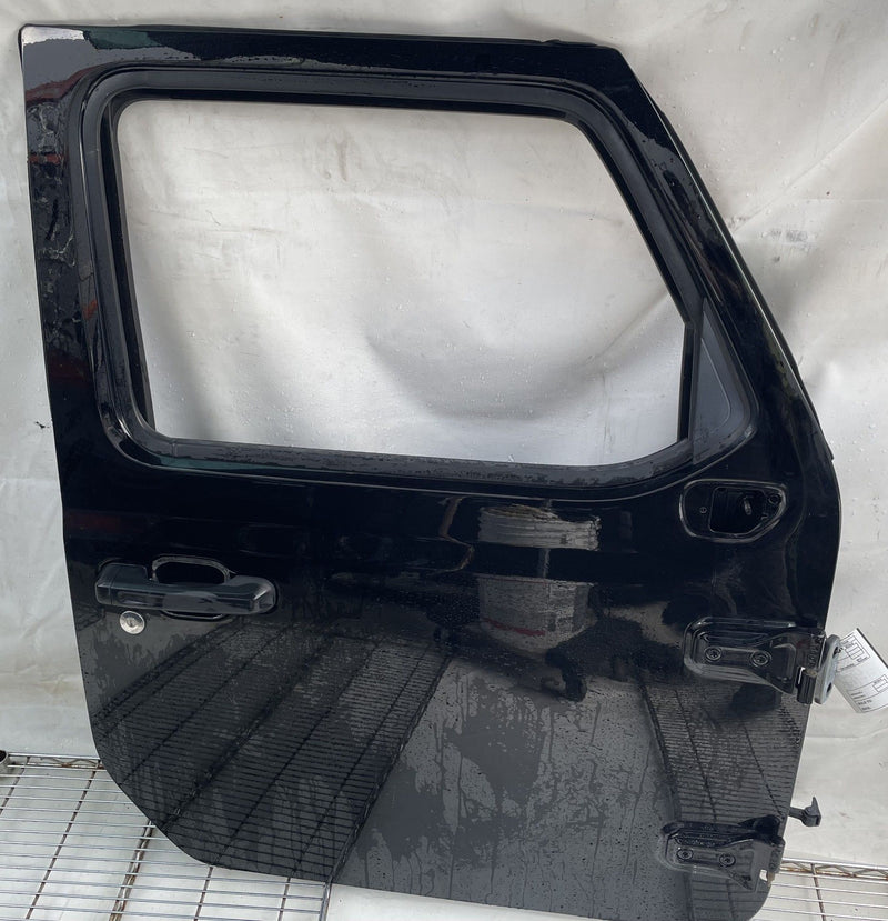 Load image into Gallery viewer, JEEP GLADIATOR FRONT RIGHT SIDE DOOR SHELL ASSEMBLY BLACK (PX8) 2020-25 # 114188