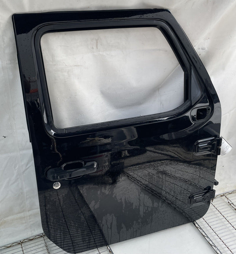 Load image into Gallery viewer, JEEP GLADIATOR FRONT RIGHT SIDE DOOR SHELL ASSEMBLY BLACK (PX8) 2020-25 # 114188