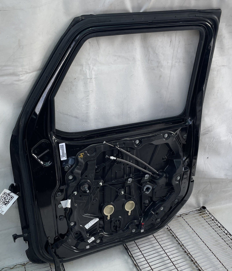 Load image into Gallery viewer, JEEP GLADIATOR FRONT RIGHT SIDE DOOR SHELL ASSEMBLY BLACK (PX8) 2020-25 # 114188