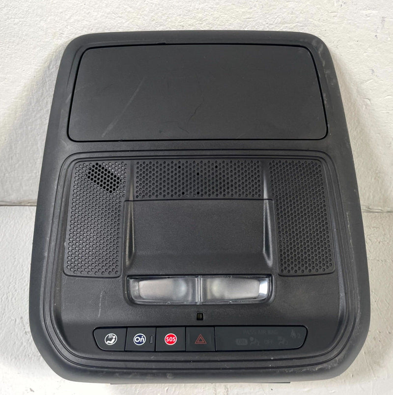 Load image into Gallery viewer, 2025-2026 CHEVROLET EQUINOX FRONT OVERHEAD ROOF CONSOLE DOME LIGHT 1.5L # 111347