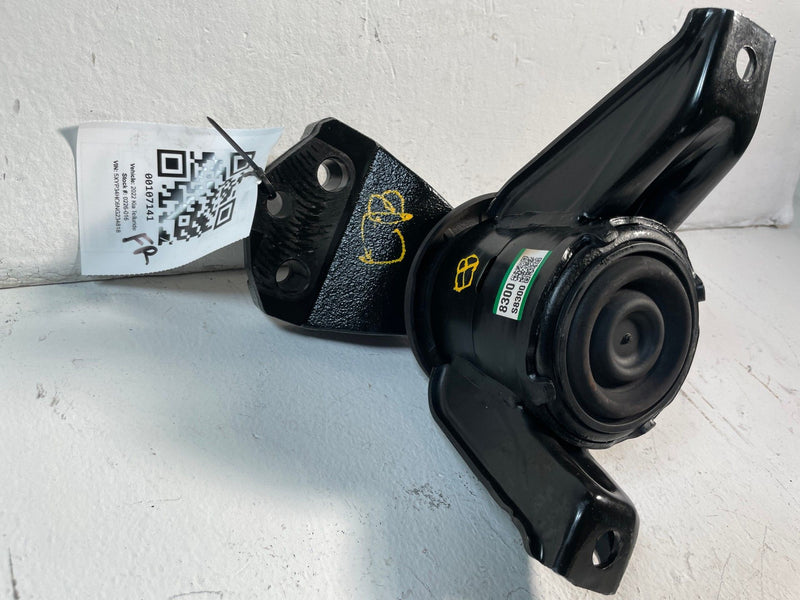 Load image into Gallery viewer, 20-25 KIA TELLURIDE FWD FRONT RIGHT SIDE AUTOMATIC ENGINE SUPPORT MOUNT # 107141