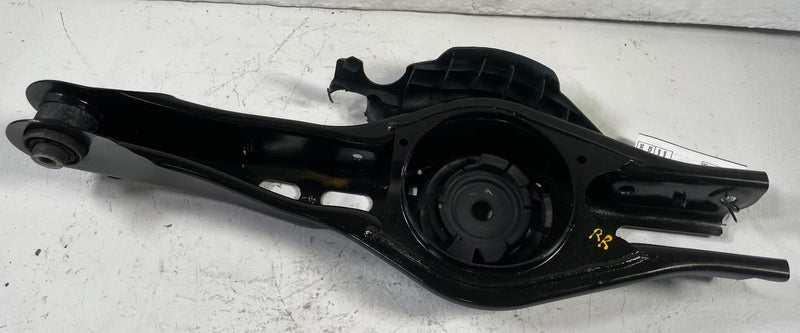Load image into Gallery viewer, 2021-2026 KIA K5 SEDAN REAR RIGHT SIDE LOWER CONTROL ARM SPRING PERCH # 111775